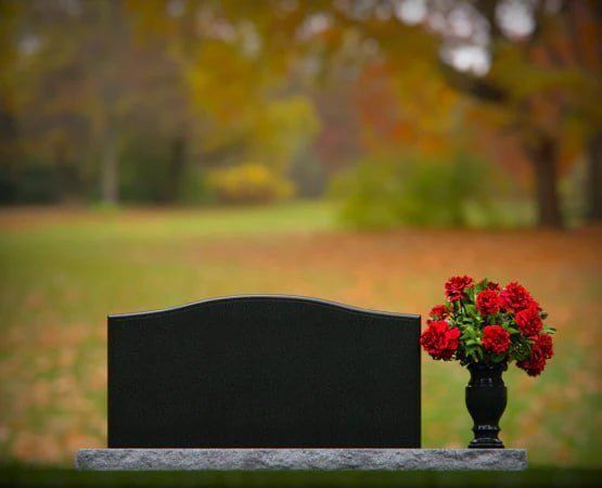 Serpentine-Top Companion Upright Granite Headstone with Single Vase